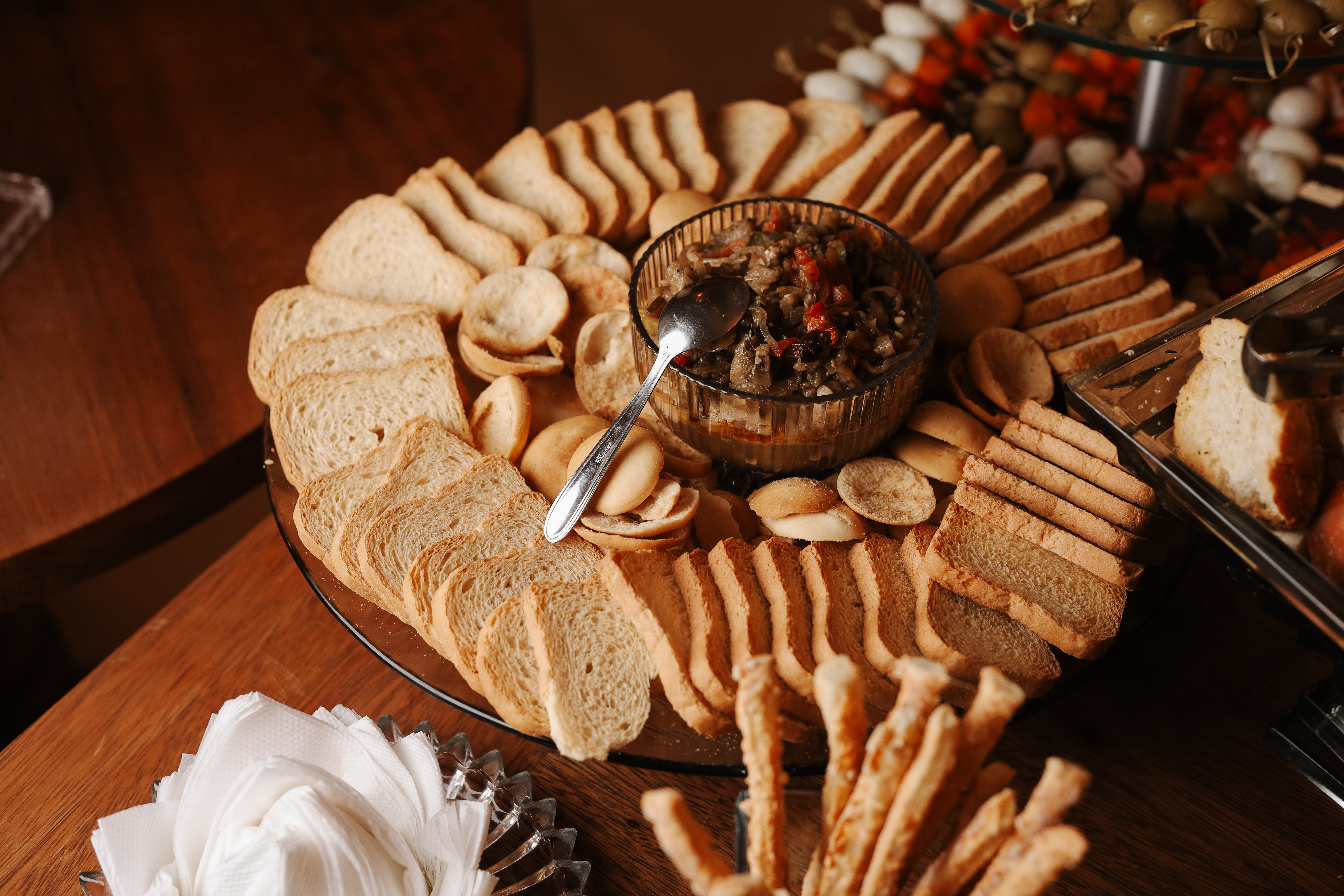Mesa de petiscos pronta